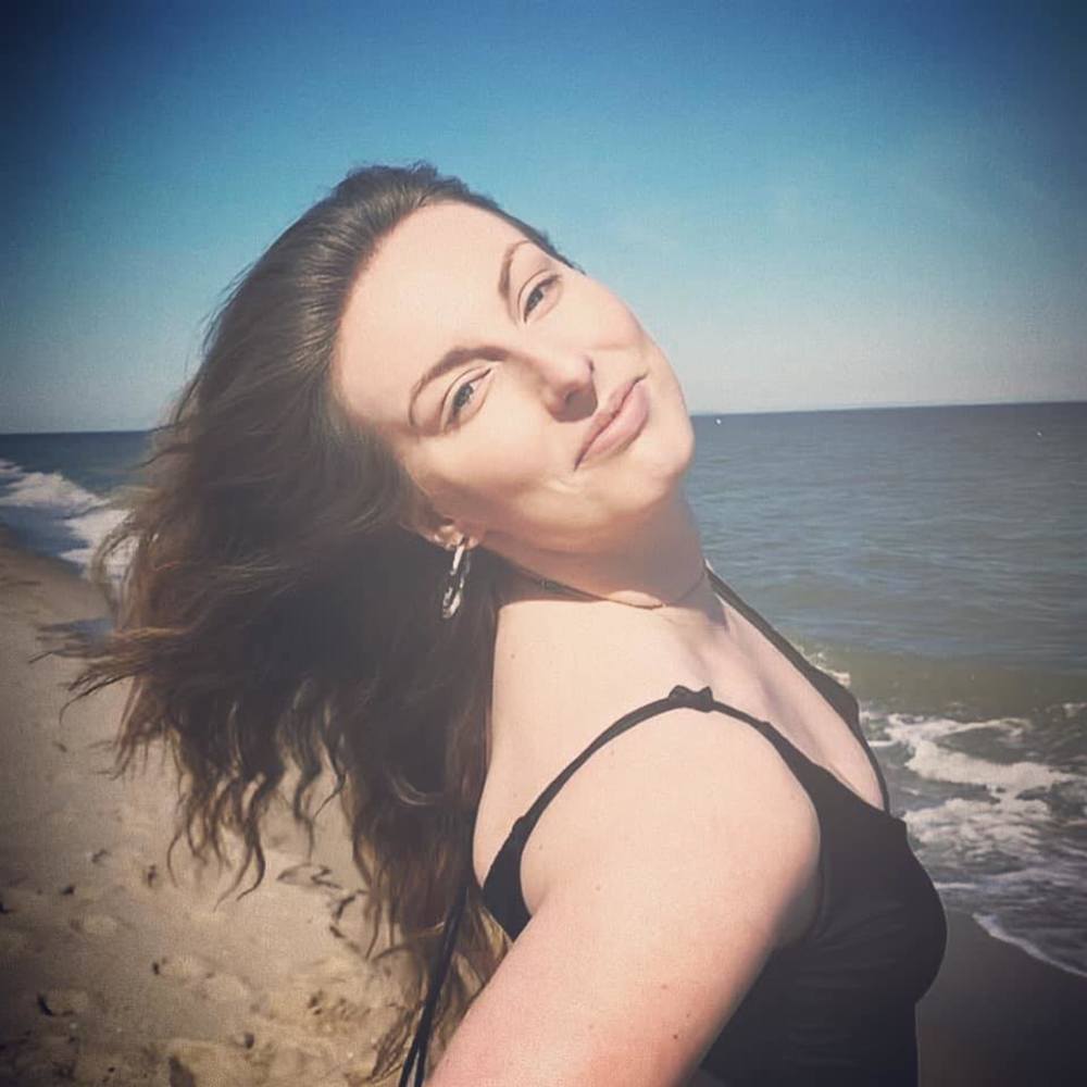 Meet your Posher, Emma